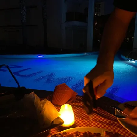 Close To The Sea In - With A Shared Pool فيلة *