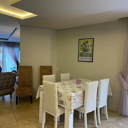 Close To The Sea In - With A Shared Pool كوشاداسيه