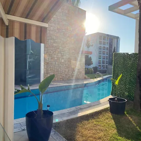 Close To The Sea In - With A Shared Pool فيلة *